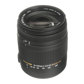 18-250mm F3.5-6.3 DC Macro OS HSM for Canon EF-S
