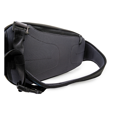 TurnStyle 5 Sling Camera Bag (Charcoal) Image 4