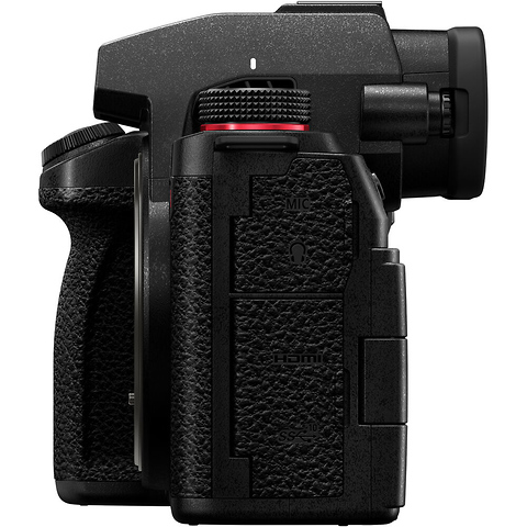 Lumix DC-S5 II Mirrorless Digital Camera Body (Black) with Lumix S 85mm f/1.8 Lens Image 3