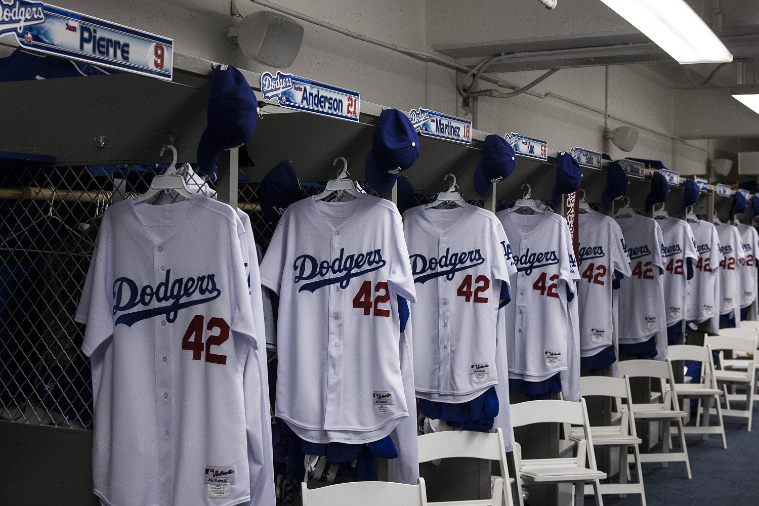Today, we all wear 42. Thank you to - Los Angeles Dodgers