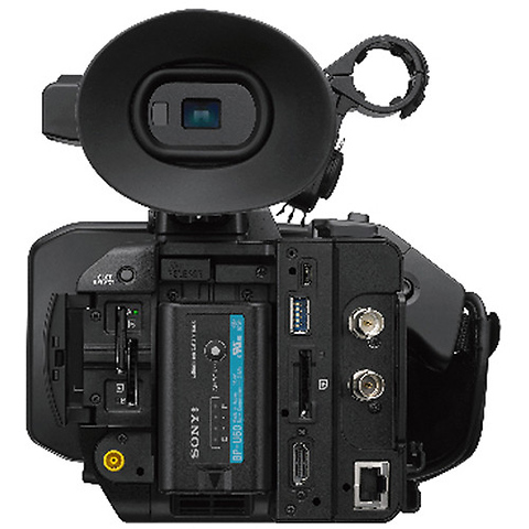 PXW-Z190 4K 3-CMOS 1/3 in. Sensor XDCAM Camcorder Image 5