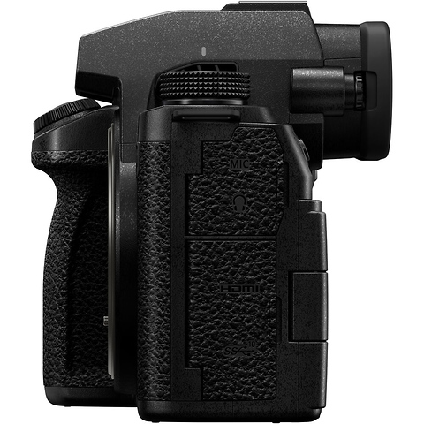 Lumix DC-S5 IIX Mirrorless Digital Camera with 20-60mm Lens (Black) and Kondor Blue Cage Image 6