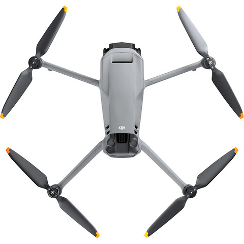 DJI Mavic 3 Pro Cine with DJI RC Pro (High-Bright screen), Flagship  Triple-Camera Drone, Tri-Camera Apple ProRes Support with 1TB of storage, 3
