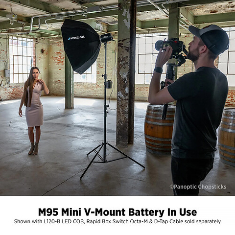 MV95 Mini V-Mount Battery with USB-C (14.8V, 95Wh) Image 5