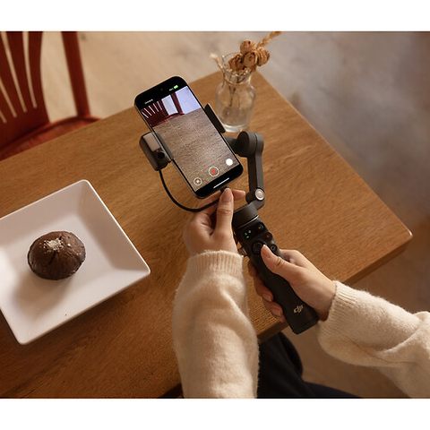 Osmo Mobile 7P Smartphone Gimbal Image 9