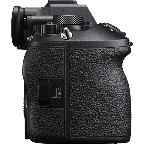 Alpha 1 II Mirrorless Digital Camera Body Image 4